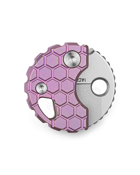 BESTECHMAN TURTLE BM20H: 0.79" 14C28N Steel Blade, Titanium Scales, Button Lock