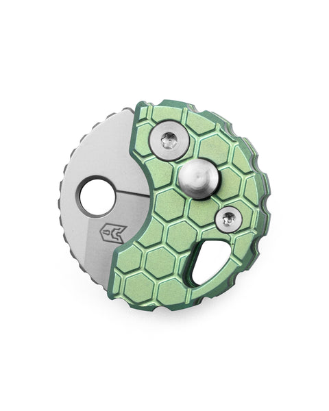 BESTECHMAN TURTLE BM20K: 0.79" 14C28N Steel Blade, Titanium Scales, Button Lock